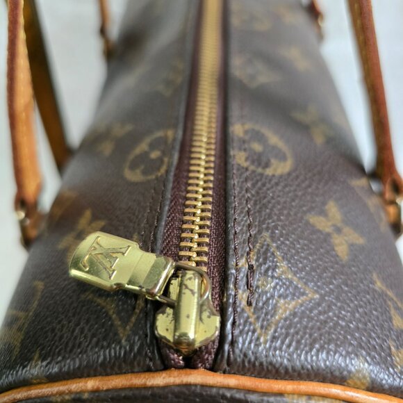 Louis Vuitton Monogram Papillon 26 - Picture 6 of 13